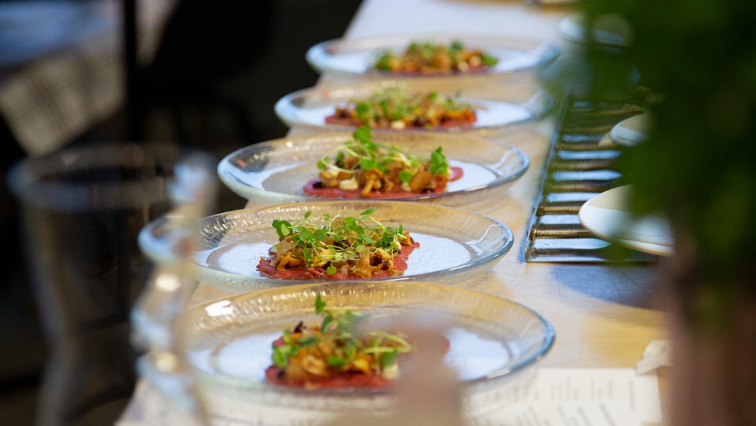 ruoka-juoma-kansikuva